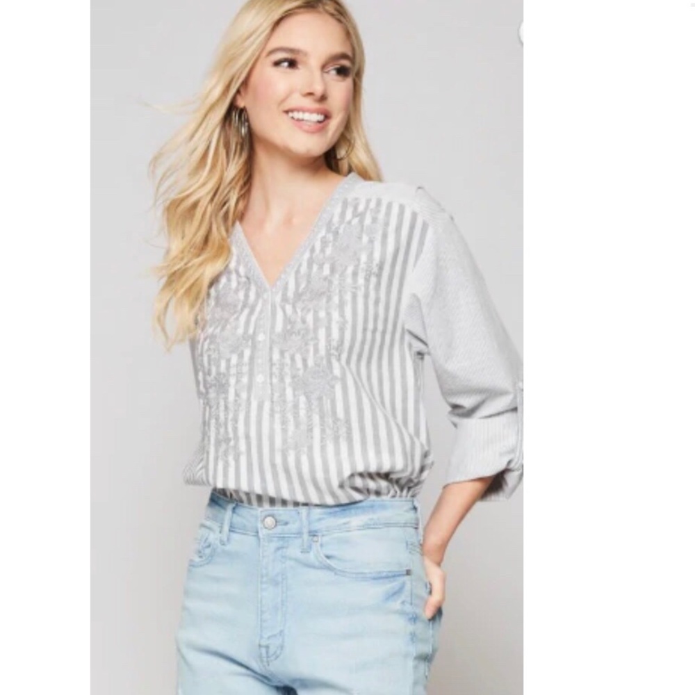 NWT Women’s Gray and White striped embroidered blouse v-neck, size small medium